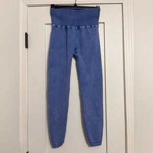 Women’s Blue Free people movement leggings M/L